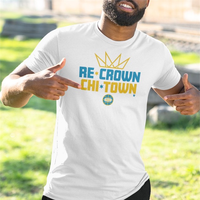 Breakingt Merch Re-Crown Chi-Town 2022 Sweatshirt Breakingt Merch Re Crown Chi Town 2022 Hooded Sweatshirt