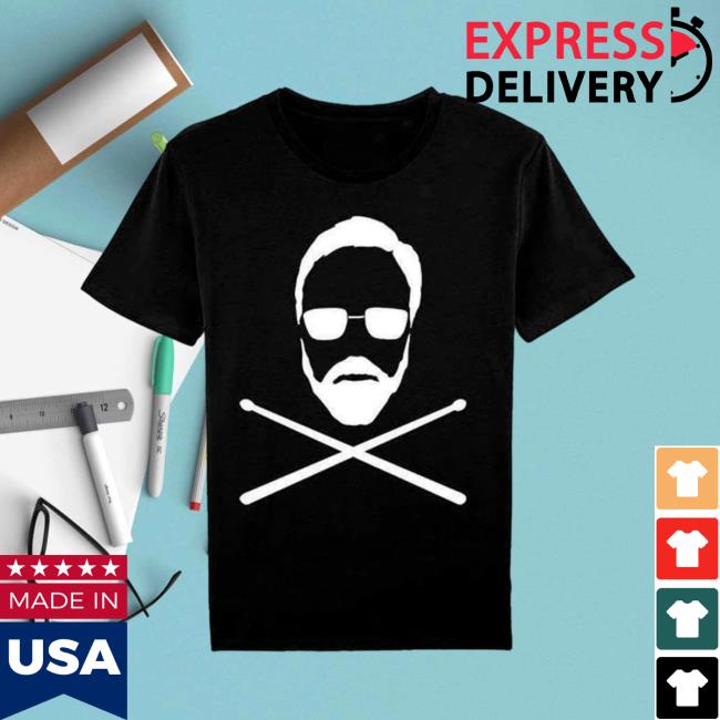Queen Merch Queen Outsider Taylored Full Front Print Tee