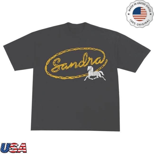 Medium Build Sandra Shirt Nick Carpenter