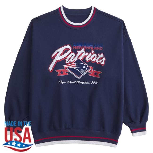 Official Abercrombie And Fitch Merch New England Patriots Vintage Sunday Crew Neck NFL by Abercrombie