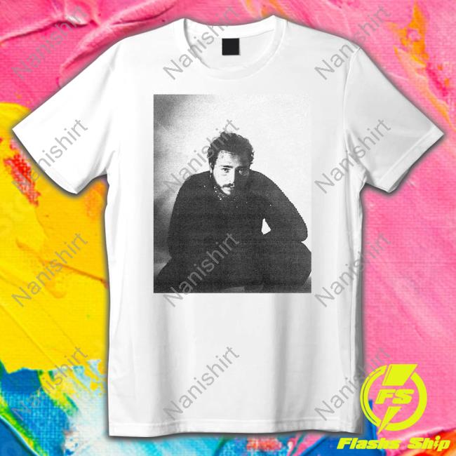 Official Portrait Hollywood's Bleeding T-Shirt